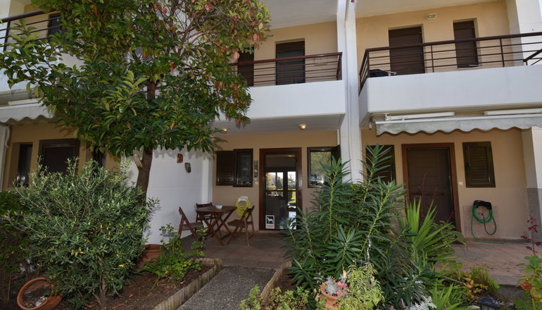 Ariadne Seaglass House