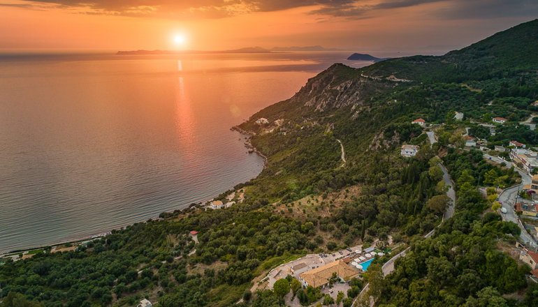 Arilla Beach Hotel