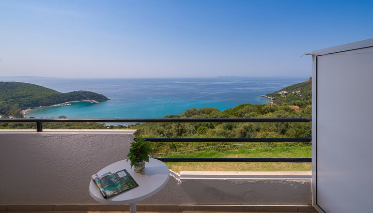 Arilla Beach Hotel