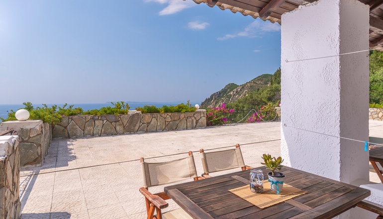 Arilla Beach Hotel