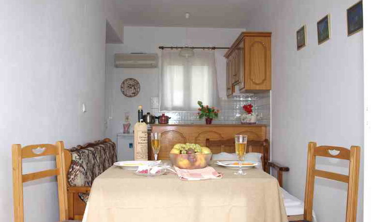 Aristotelis Apartments