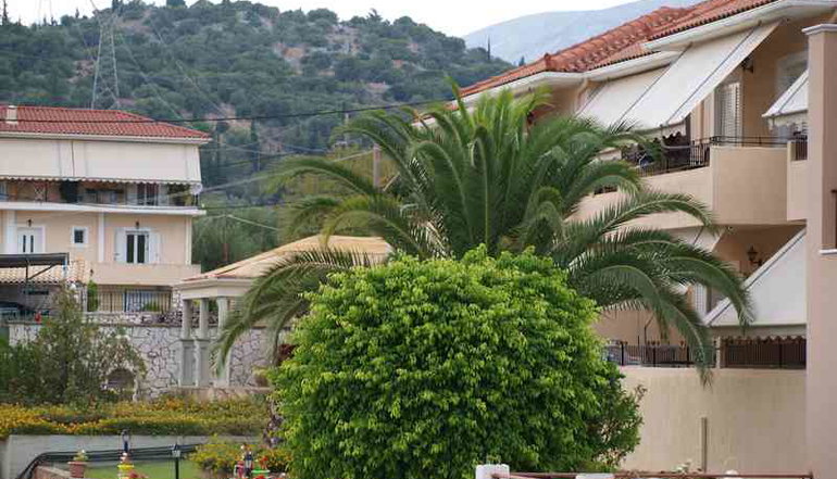 Aristotelis Apartments