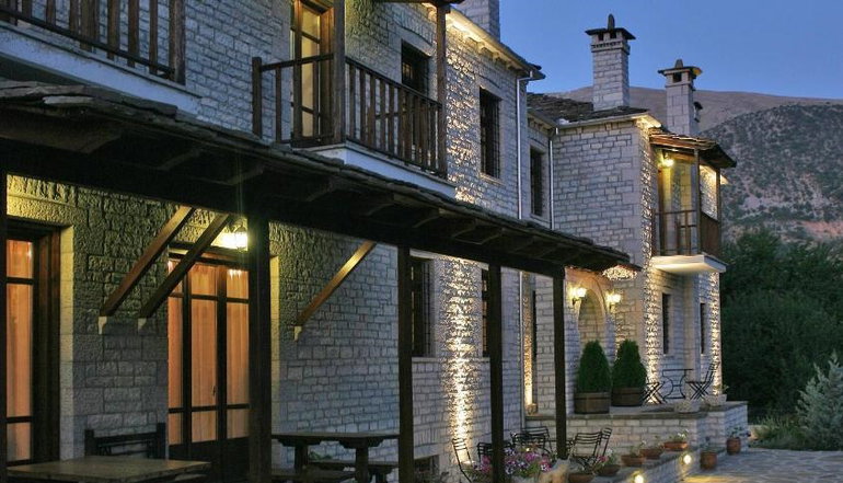 Arkefthos Mountain Hotel