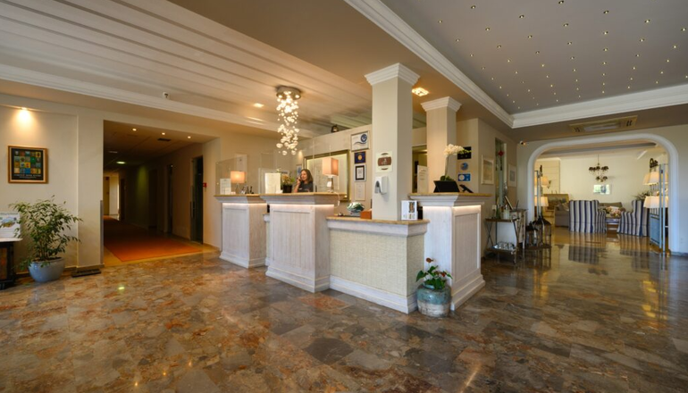 4* Art Hotel Debono - Γουβιά, Κέρκυρα