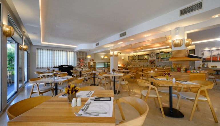 4* Art Hotel Debono - Γουβιά, Κέρκυρα