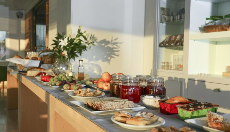 Artina Hotel - Μαραθόπολη, Μεσσηνία