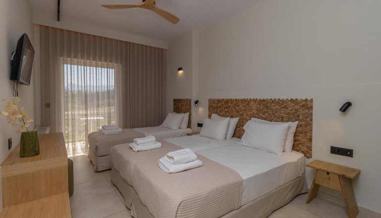 Artina Hotel - Μαραθόπολη, Μεσσηνία