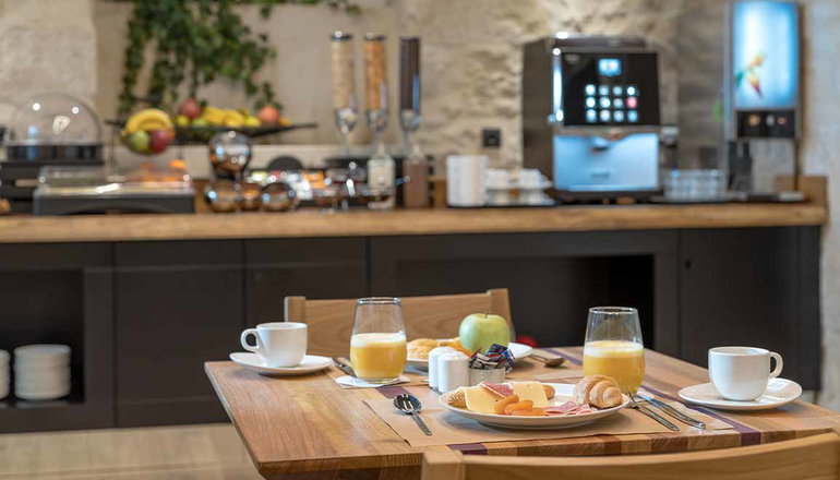 Artion City Boutique Hotel