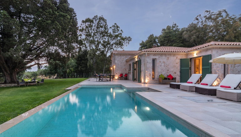 Laalu Villa by Astarte Villas