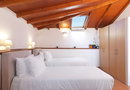 4* Astraia Residence