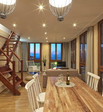 4* Astraia Residence