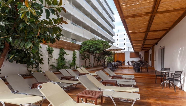 Athena Hotel