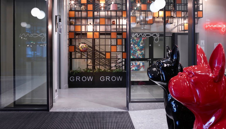 Moxy Athens City  - Αθήνα