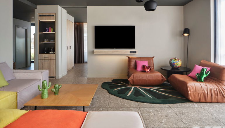 Moxy Athens City  - Αθήνα