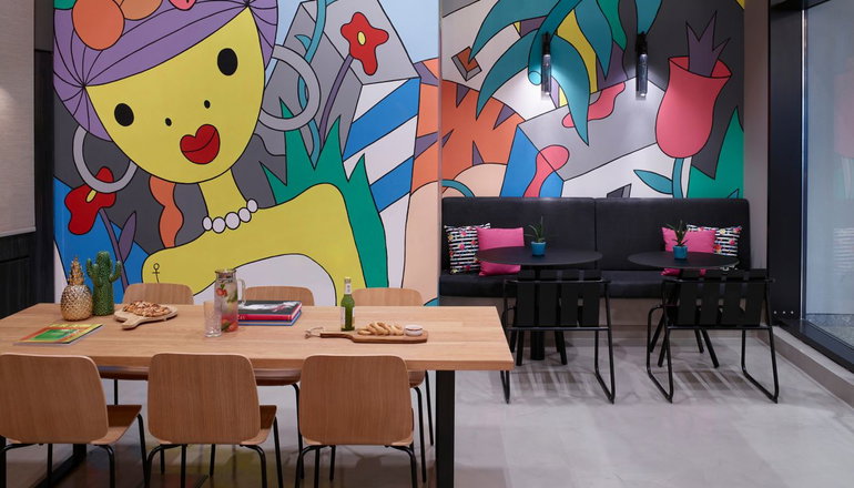 Moxy Athens City  - Αθήνα