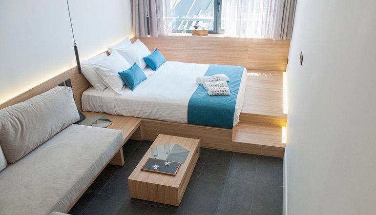 4* Athens Lodge