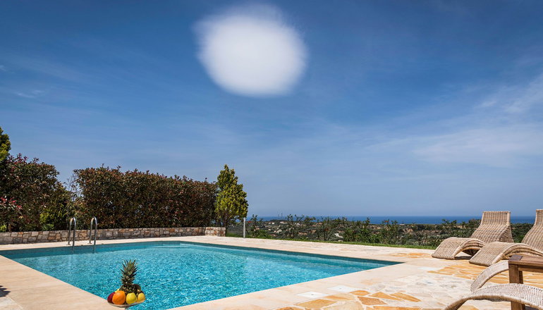 Athina Luxury Villas & Suites