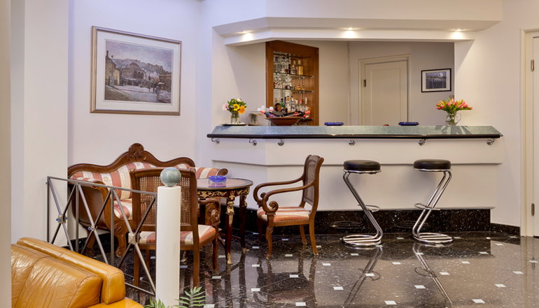 Athos Hotel