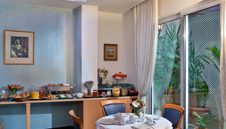 Athos Hotel