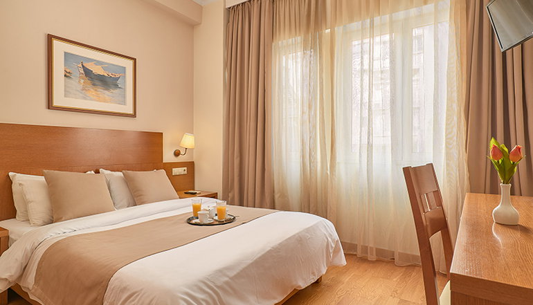 Athos Hotel