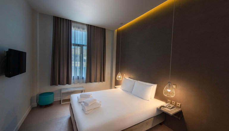 Avra Nafpliou Hotel