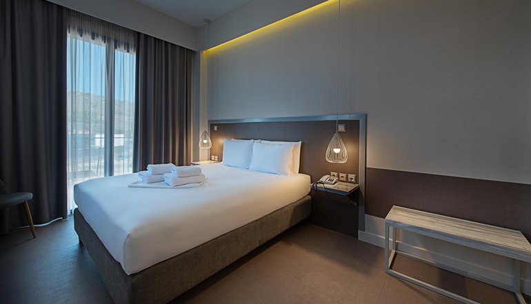 Avra Nafpliou Hotel