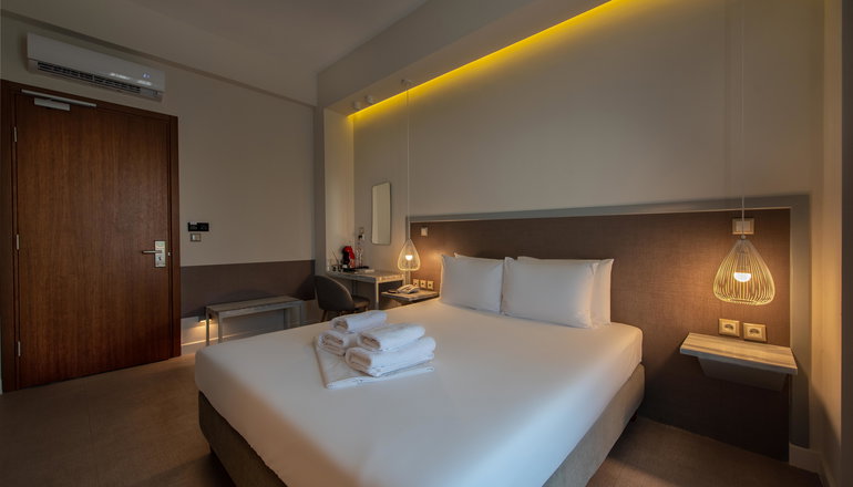 Avra Nafpliou Hotel