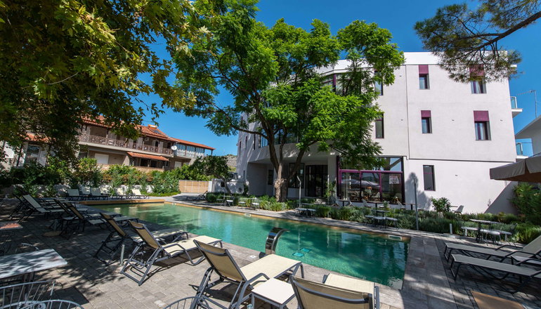 Avra Nafpliou Hotel