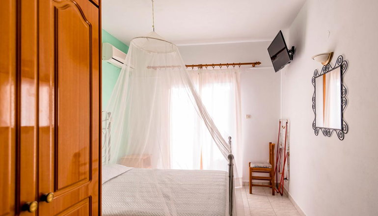 Balaskas Hotel - Διαφάνι, Κάρπαθος