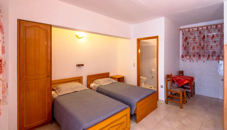 Balaskas Hotel - Διαφάνι, Κάρπαθος
