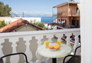 Bella Vista Hotel & Studios