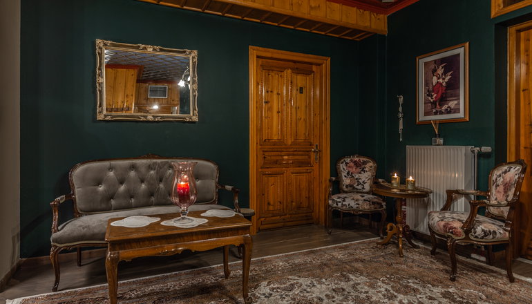 Andromachi's Beloi Hotel