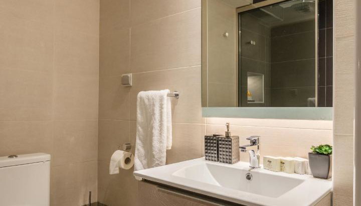 Acropolis Stylish Condo by Bill & John Apartments Athens