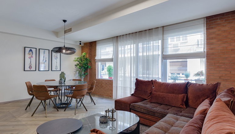 Acropolis Premium Residence by Bill & John Apartments