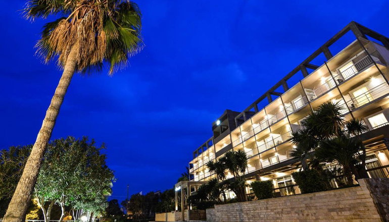 Black & White Resort Xylokastro