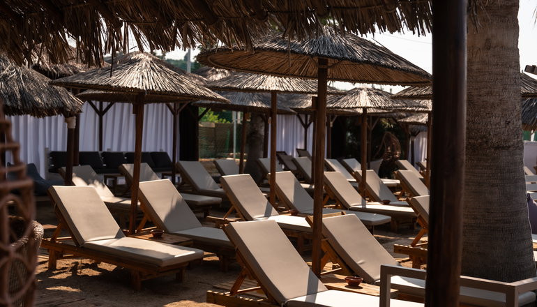 Black & White Resort Xylokastro