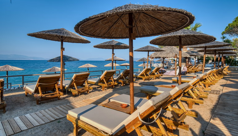 Black & White Resort Xylokastro