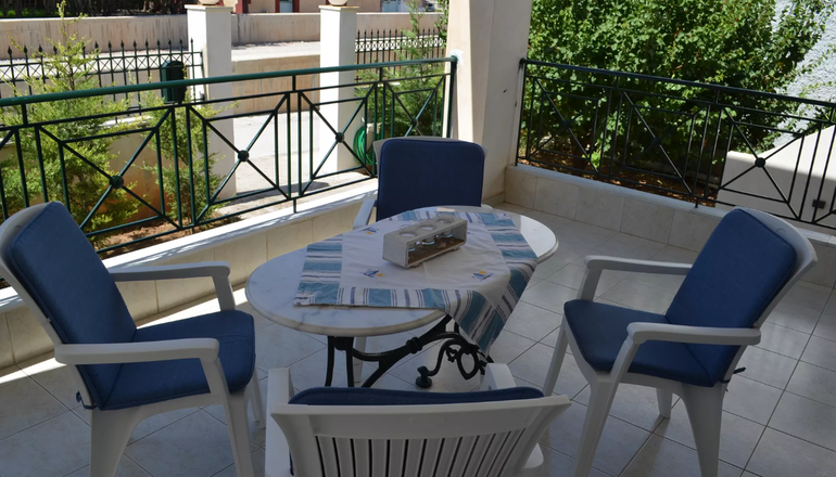 Blue Ark Aigeira Flat & Studio - Αιγείρα, Πελοπόνησσος