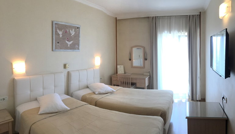 London Hotel - Γλυφάδα, Αθήνα