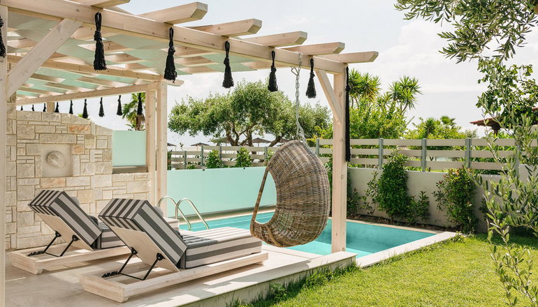 Blue Carpet Luxury Suites