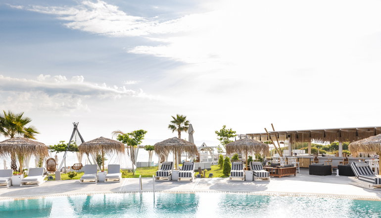Blue Carpet Luxury Suites