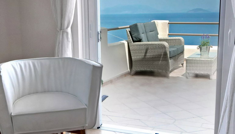 Blue Horizon Suites - Παράλιο Άστρος