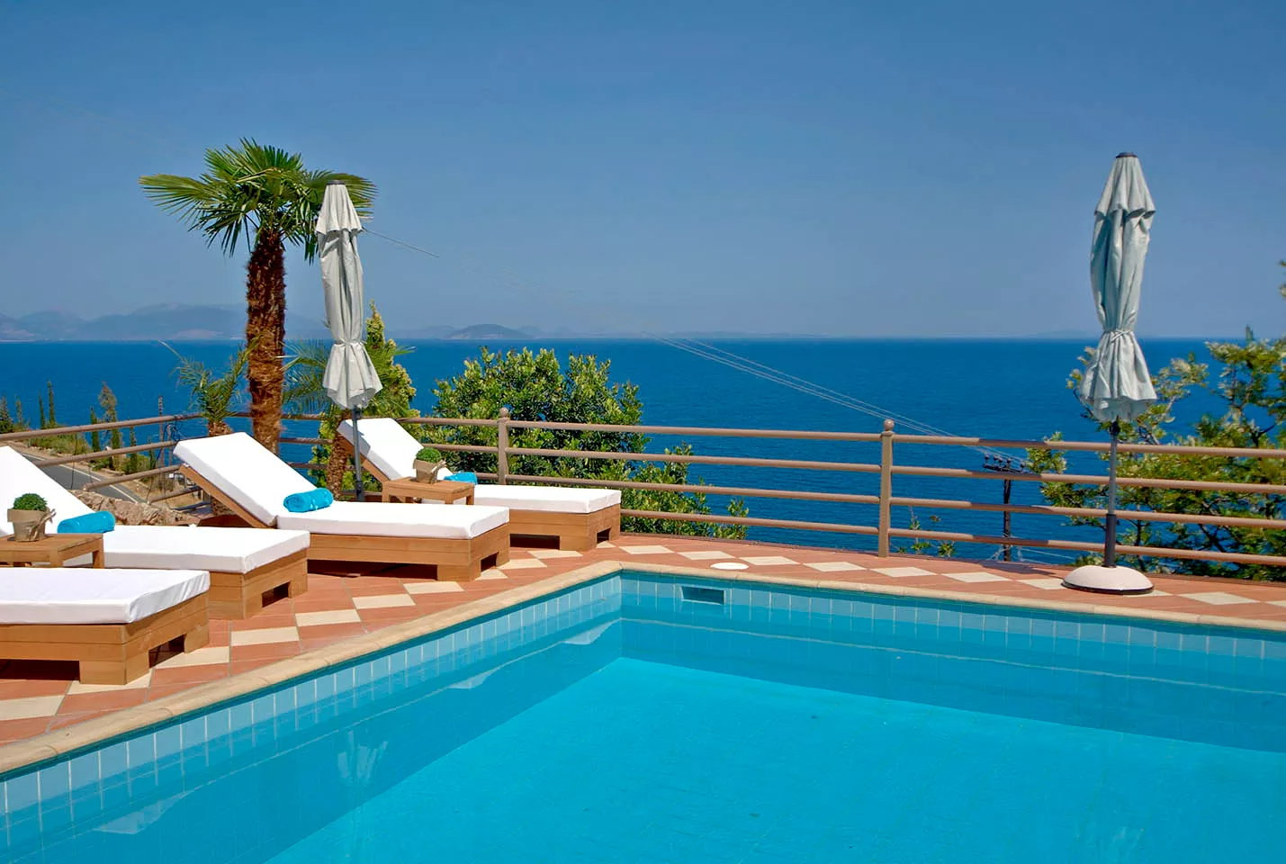 Blue Horizon Suites - Παράλιο Άστρος