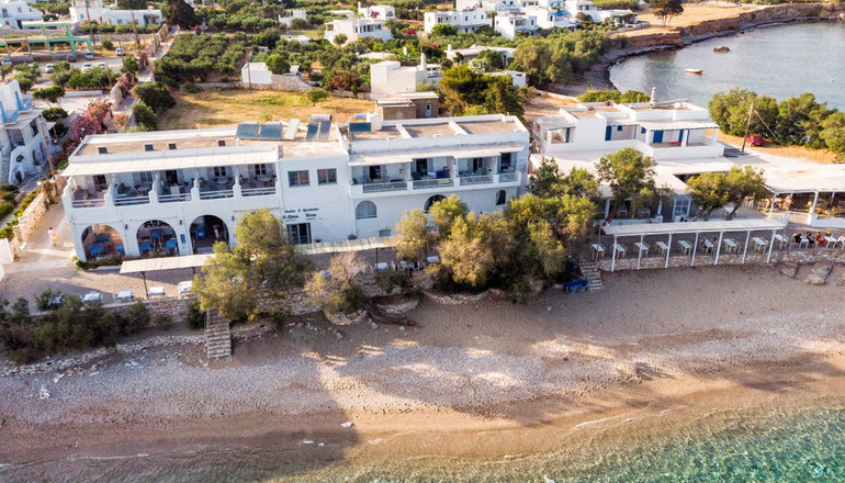 Blue Waves Suites & Apartments Paros
