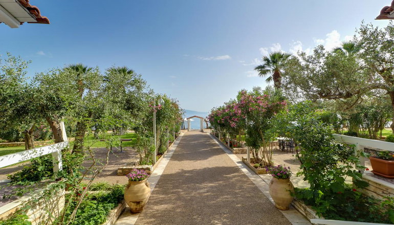 Calamos Beach Family Club Hotel  - Κάλαμος