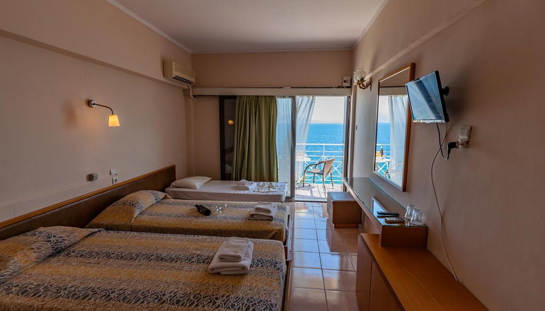 Calamos Beach Family Club Hotel  - Κάλαμος
