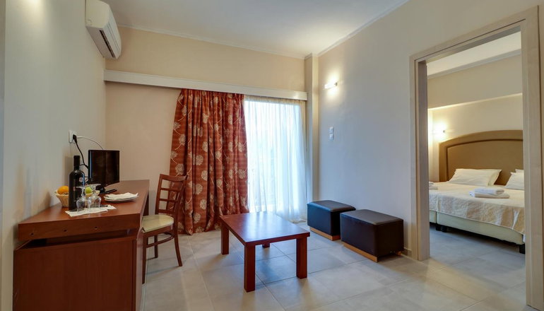 Calamos Beach Family Club Hotel  - Κάλαμος