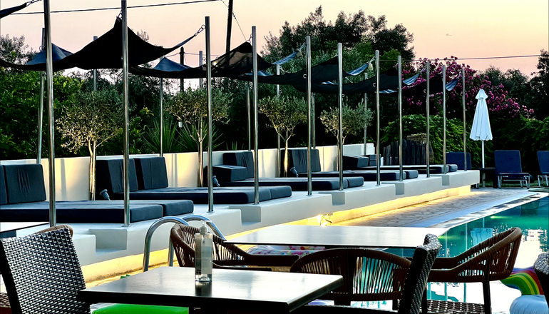 Bruskos Hotel & Suites - Άγιος Γεώργιος Αργυράδων, Κέρκυρα