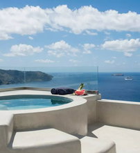 Caldera's Dolphin Suites