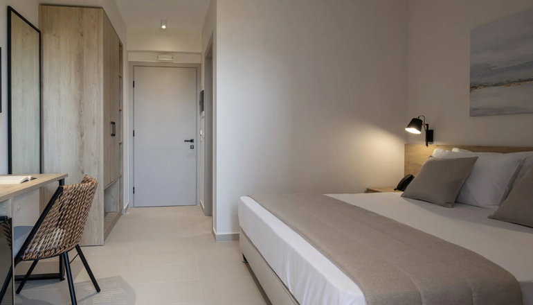 Calives Premium Stay